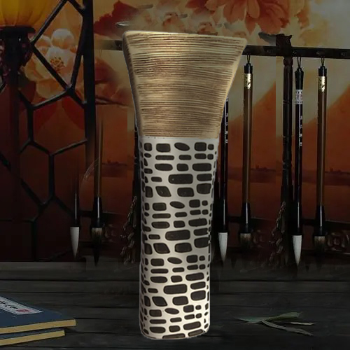 1 Piece floor Vase Cream  Ceramic Left Decoration for a Beautiful Home