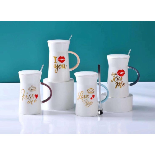 WhiteCeramic Mug With Lid And Spoon 420ml