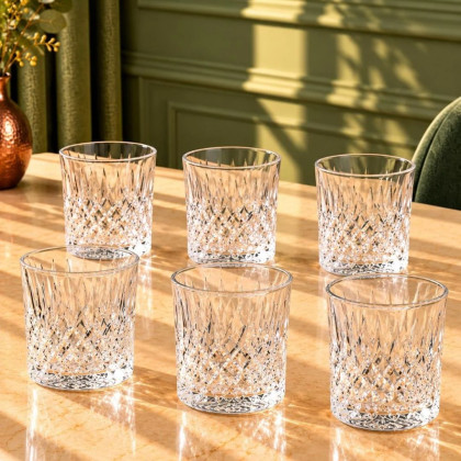 Diamond-Cut Crystal Glass Tumblers – 6 Pieces