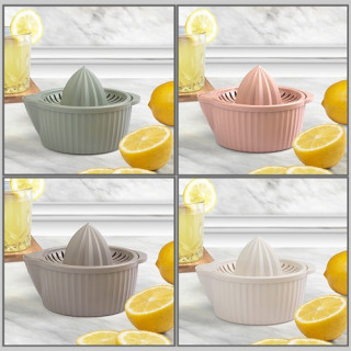 Lemon Squeezer – Manual Citrus Juicer for Home & Kitchen Use