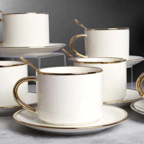 Set of 6 Tea Cups and Saucers | Ring Gold Design Set of 6 Tea Cups and Saucers | Ring Gold Design