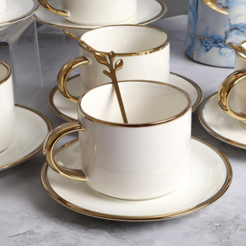 Set of 6 Tea Cups and Saucers | Ring Gold Design Set of 6 Tea Cups and Saucers | Ring Gold Design
