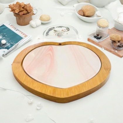 pizza  heart plate